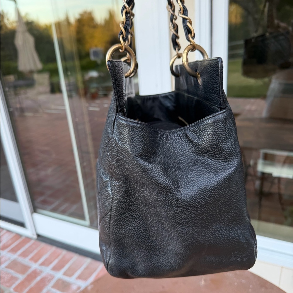 Chanel Caviar Quilted Petit Timeless Tote PTT Black - Picture 3 of 14